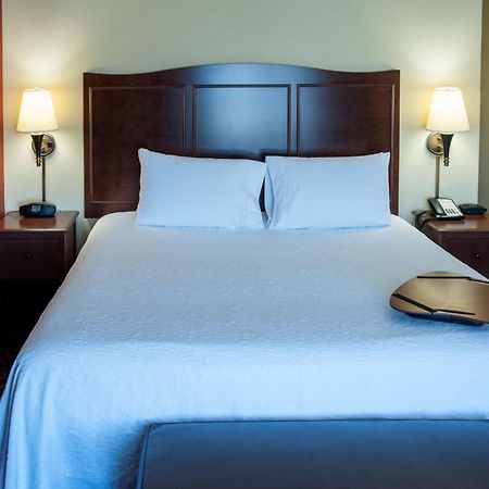 Hampton Inn & Suites Watertown Exteriér fotografie