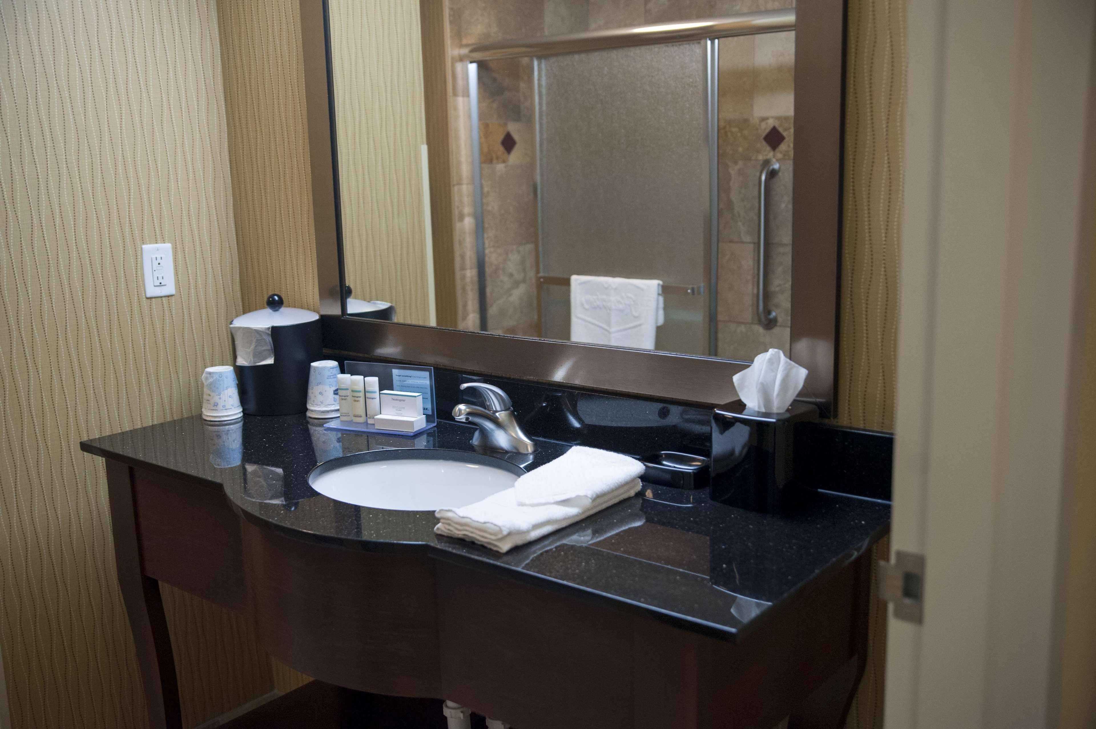 Hampton Inn & Suites Watertown Exteriér fotografie