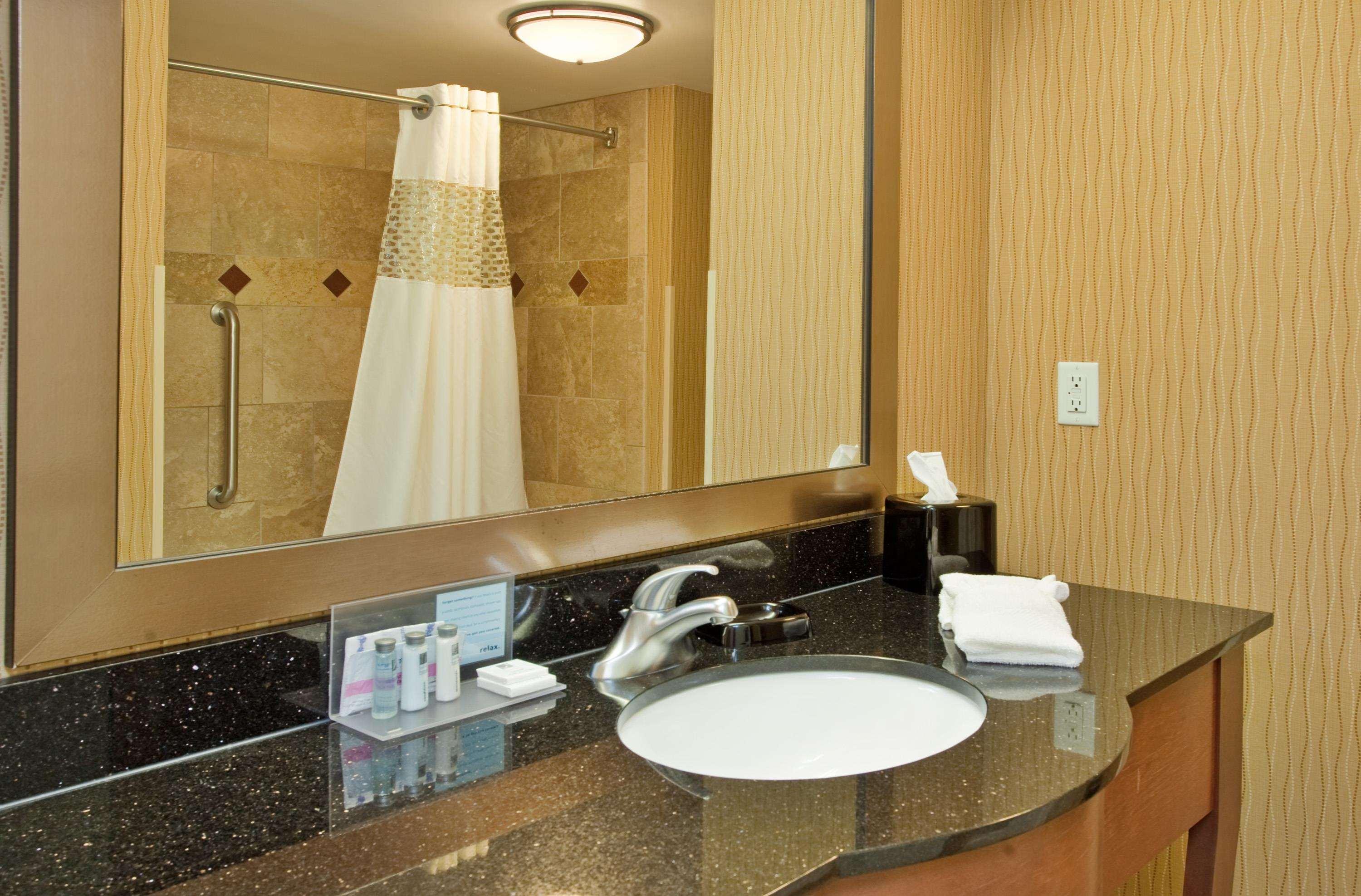 Hampton Inn & Suites Watertown Exteriér fotografie